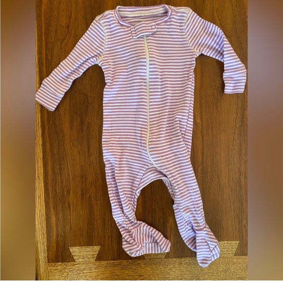 Primary Onesies - 0-3 months, set of 6 - Picture 3 of 5